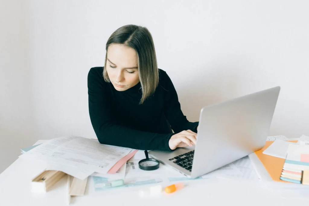 Discover the best free property finance calculators for Australian buyers in 2026. Covering stamp duty, borrowing capacity, repayments, renovation costs, and more.